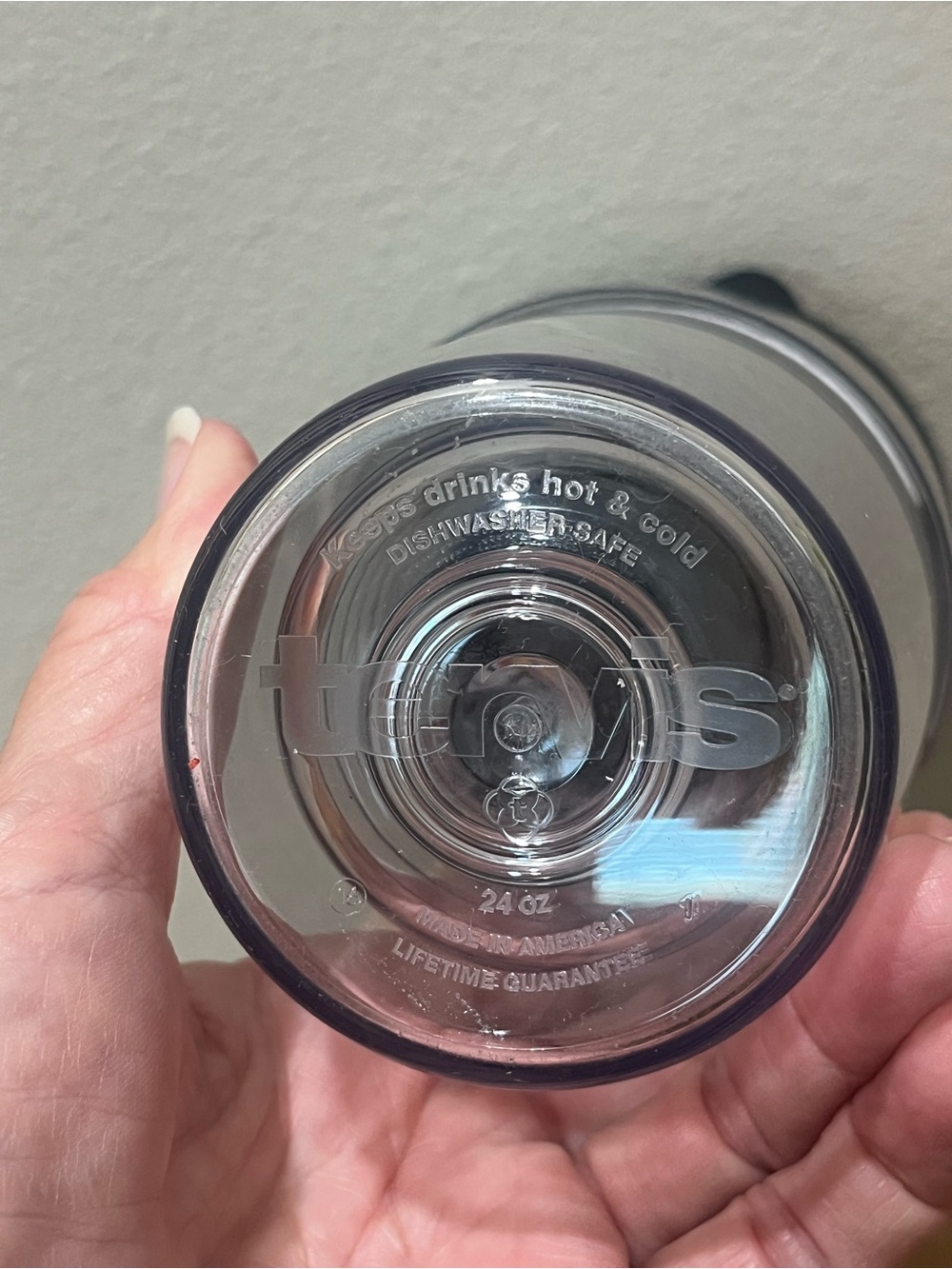 QT Tervis CUP 24 oz Clear Travel Tumbler - Transparent “folds of honor”